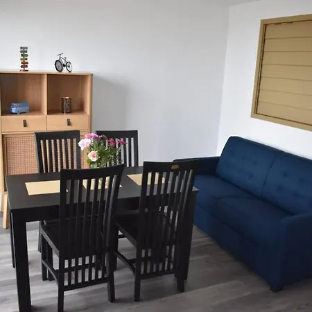 Confort Et Calme Au Sud De Appartement Bastia (Corsica)