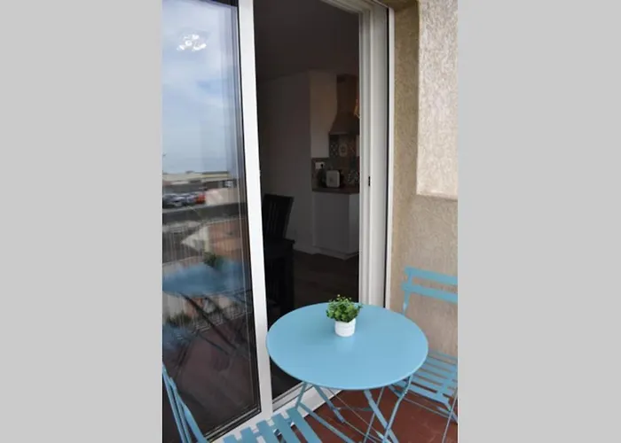 Confort Et Calme Au Sud De Appartement Bastia (Corsica)