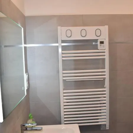 Confort Et Calme Au Sud De Bastia (Corsica)